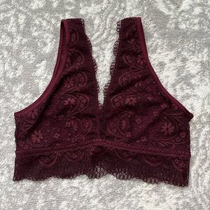 Lace Bralette Color Burgundy Never Worn Perfect condition size M